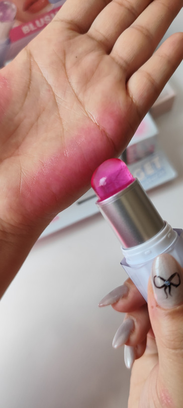 رژگونه ژله ای اولیـــبولا